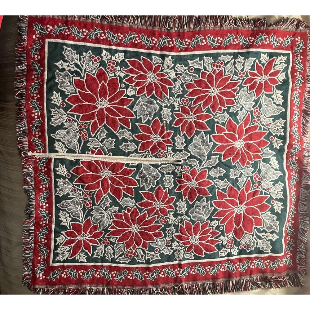 American Weavers Christmas Poinsettia Holly Red Green Tree Skirt
